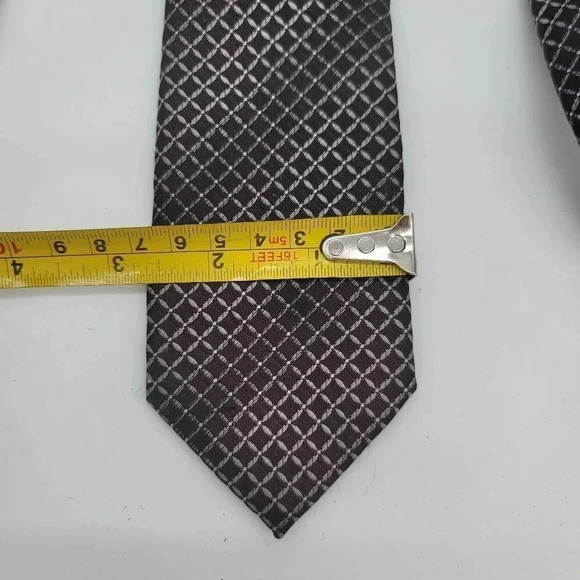 J. Ferrar Mens Necktie Tie Burgundy Gray Black Skinny Slim Squares - Picture 4 of 7